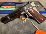 Kamu görevlisinden sıfır kullanılmamış COLT 1911