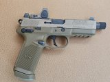 FNX 45 Tactical 1.sınıf reddot ve tüm aparatlarıyla... Sıfır sayılır. Çiziksiz. Çantasında taşındı.