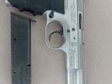 Muhtardan satılık ruhsatlı sarsılmaz kılınç 2000 light tabanca