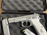 Emsalsiz CZ 75 B