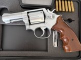 Memurdan sıfır ayarında Smith Wesson