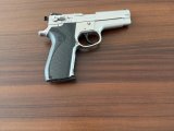 Yargı Mensubunun Koleksiyonundan Smith Wesson 5906 Model Tabanca