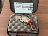 Yargı mensubundan tamamen yeni, el değmemiş koleksiyonluk Smith Wesson 357 Magnum silah