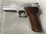 Smith & Wesson 622 22 LR Koleksiyon Silahı