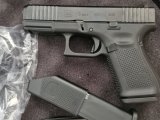 SIFIR GLOCK 19 GEN 5 KAMU PERSONELİNDEN
