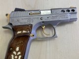 Emniyet Personelinden Temiz Silah