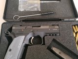 Cz shadow 2  compact