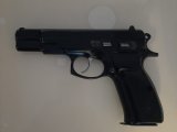 POLiS MEMURUNDAN TEMİZ RUHSATLI CZ 75 TABANCA