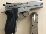 Emekli Bankacıdan Satılık S&W 5906