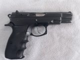 EMEKLİ EMNİYET GÖREVLİSİNDEN SIFIR AYARINDA AZ KULLANILAN 1993 MODEL MAT KROM CZ 75 B